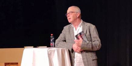 Land and Willi: Racheengel trifft Baron